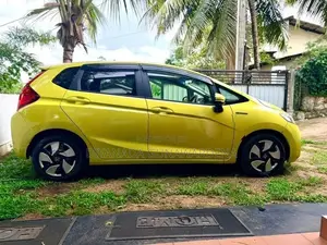 Honda Fit GP5 2015
