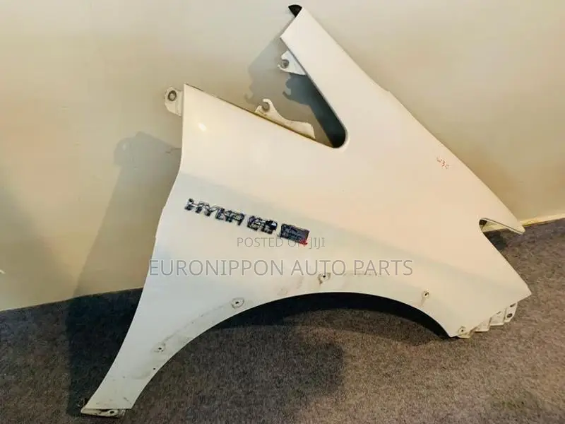 Toyota Prius Zvw30 Fender