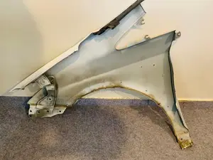 Toyota Prius Zvw30 Fender