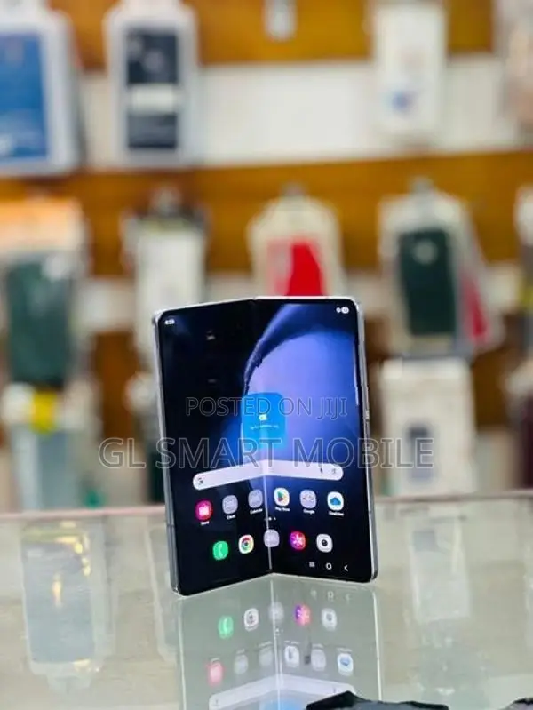 Samsung Galaxy Z Fold 5 5G/12/256GB (Used)