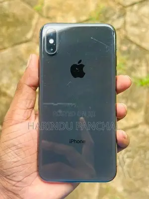 Apple iPhone X (Used)