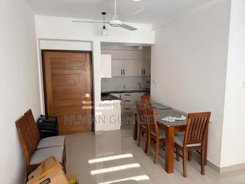 Apartment for Rent in Ovel Veiw Colombo 8