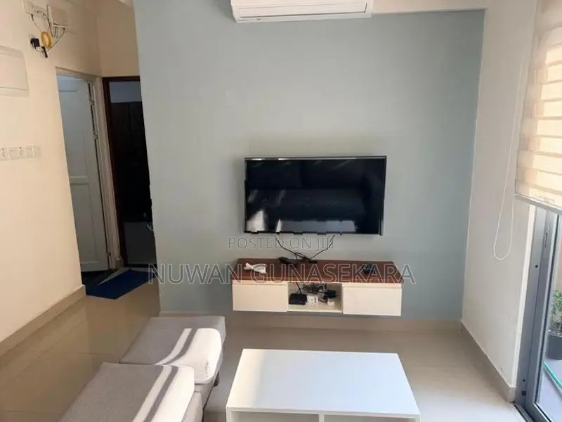Apartment for Rent in Ovel Veiw Colombo 8