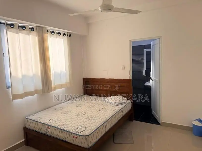 Apartment for Rent in Ovel Veiw Colombo 8