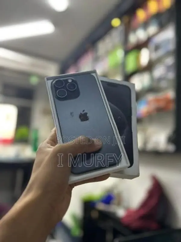 Apple iPhone 15 Pro Max 512GB (Used)