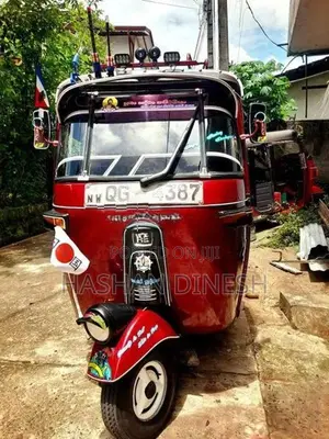 Bajaj RE 2006