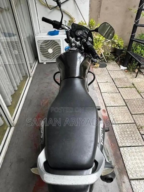 Bajaj Discover 125 M 2015