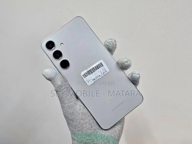 Samsung Galaxy S24 FE 8GB/256GB (Used)