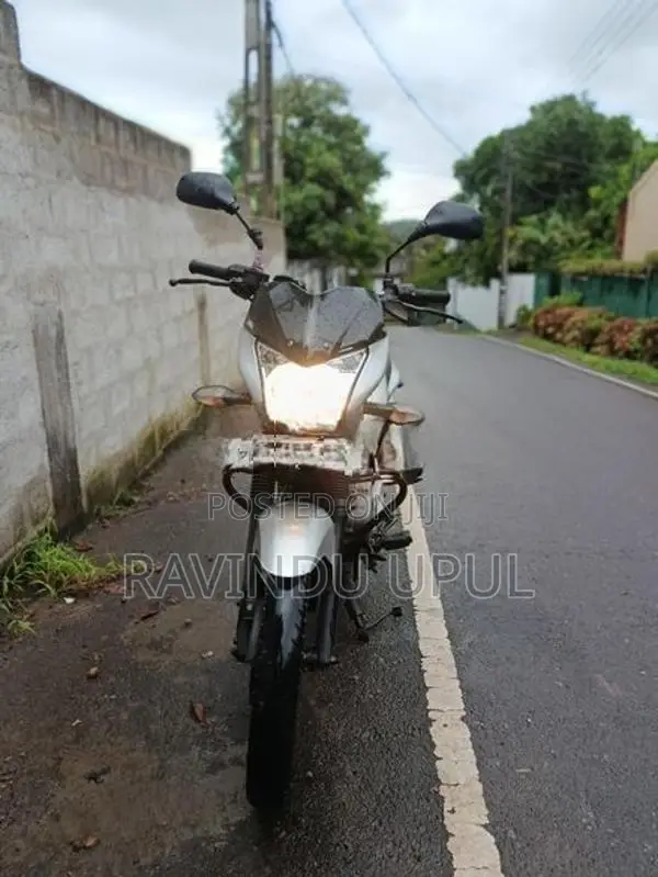 Bajaj Discover 125 M 2014