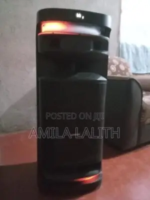 Singer Karaoke Party Box Speaker