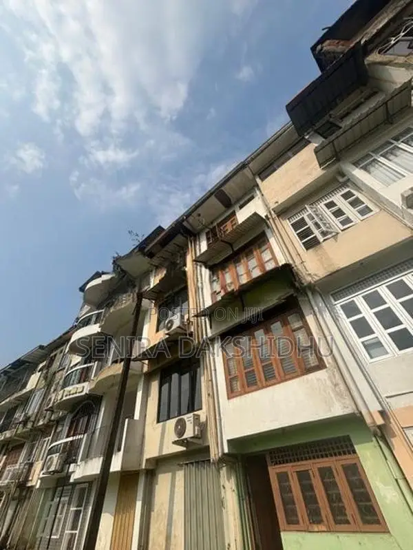 3 Storey Commercial Building Opposite Gem Tower - Ratnapura