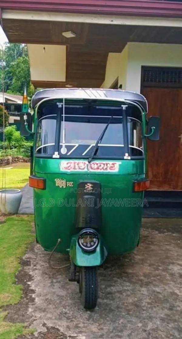Bajaj RE 1995