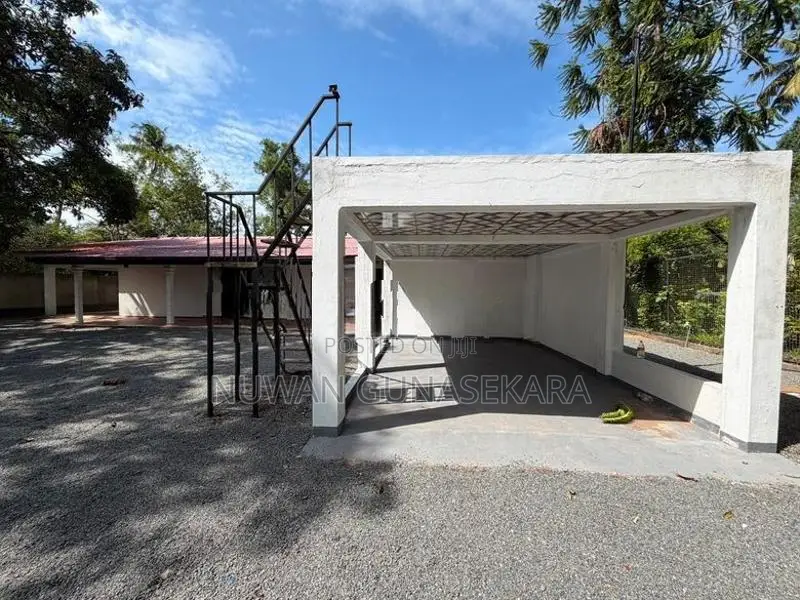 House for Sale in Kimbulapitiya