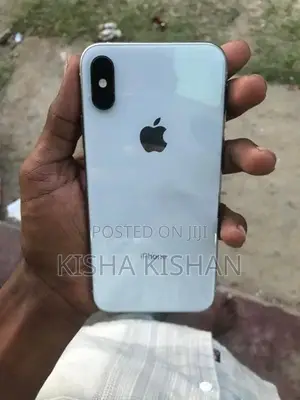 Apple iPhone XS (Used)