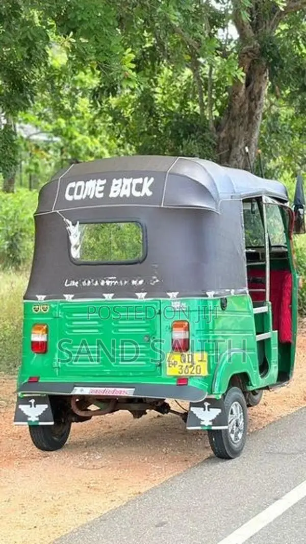 Bajaj RE 2 Stock 2005