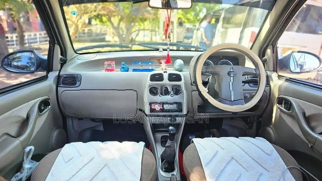 Tata Indigo V2 2008