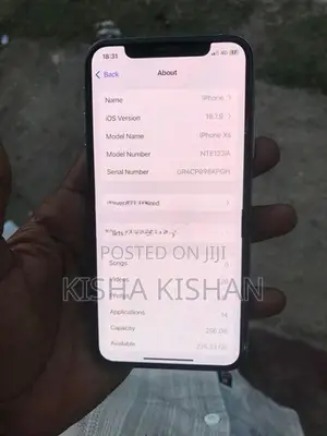 Apple iPhone XS (Used)