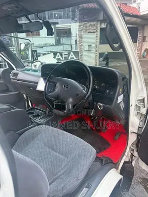 Toyota Dolphin 1998