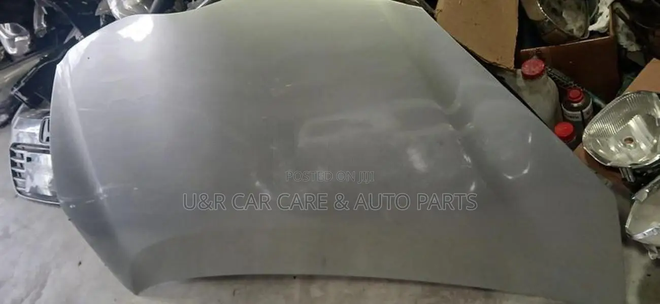 Toyota Aqua Bonnet