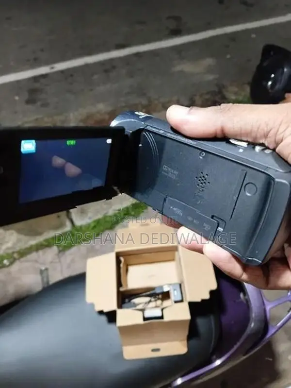Sony HDR CX 405 Camcorder