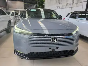 Honda Vezel Z PLAY MOON ROOF 2026