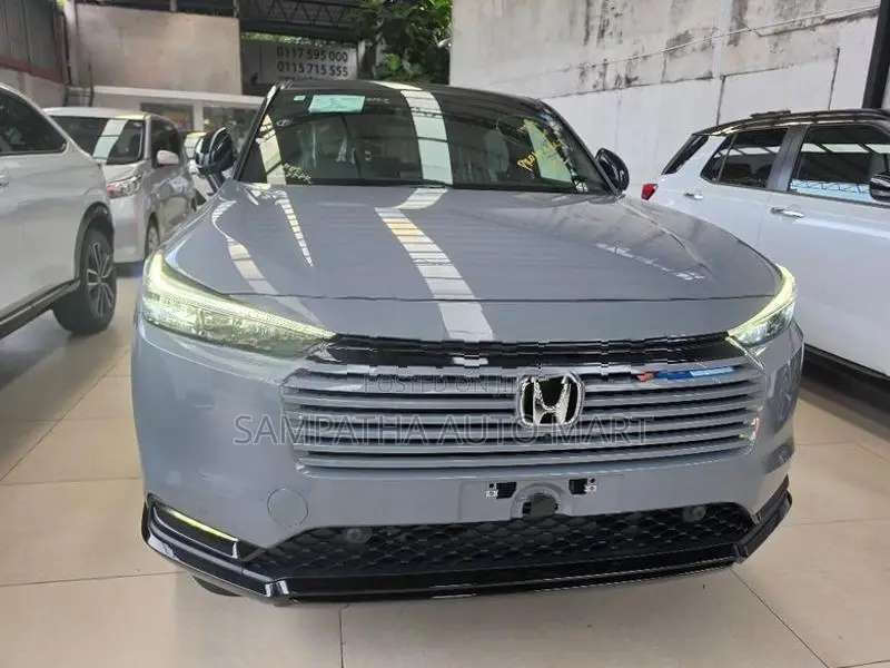 Honda Vezel Z PLAY MOON ROOF 2026