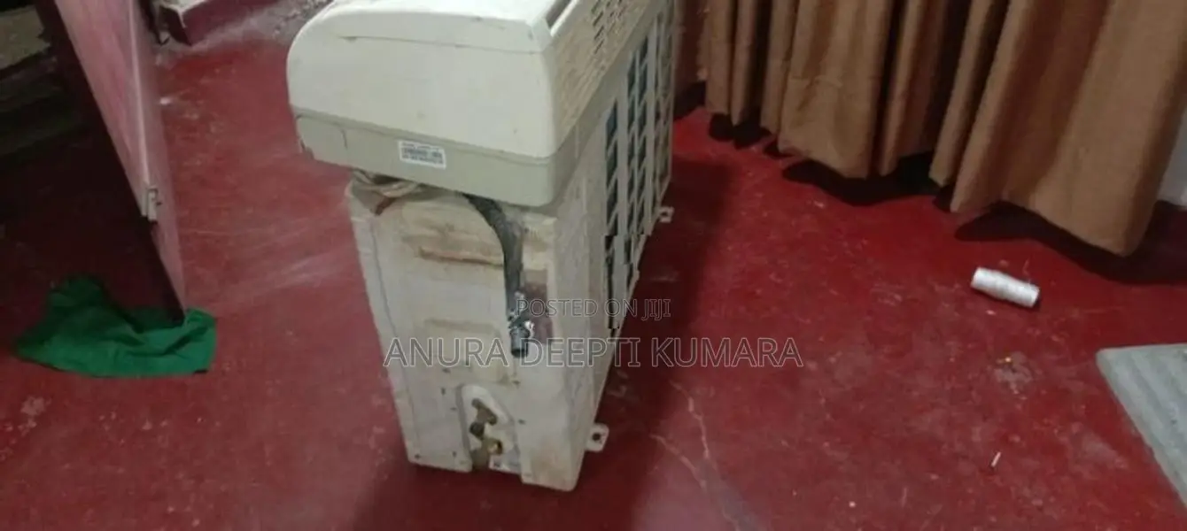 Singer Ac
