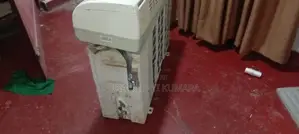 Singer Ac