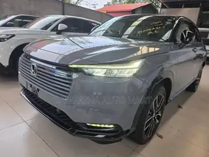 Honda Vezel Z PLAY MOON ROOF 2026