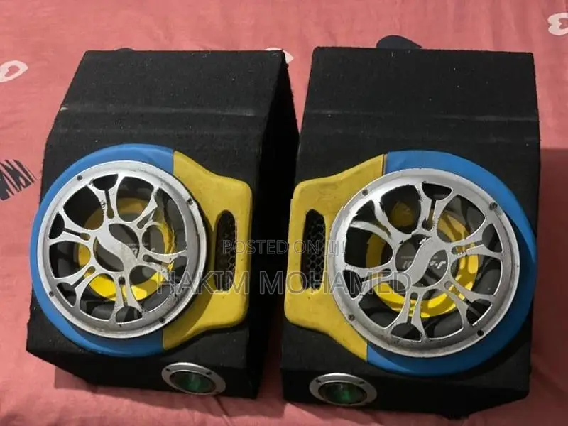 Three Wheel Box Speaker