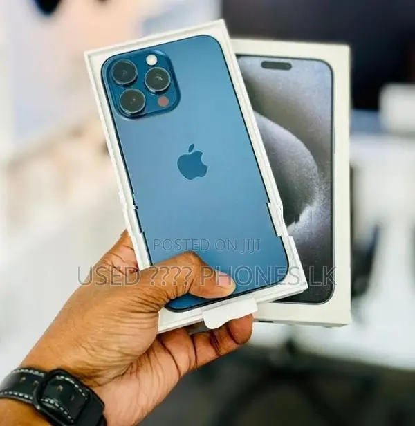 Apple iPhone 15 Pro Max 256GB (Used)