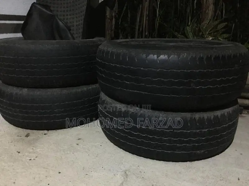 26 56 517 Tires