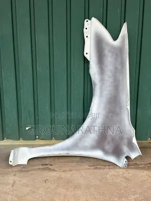 Toyota Premio Fender