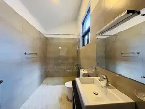 2 Storey Luxury House for Rent in Pelawatta, Wickramasinghepura - EH32