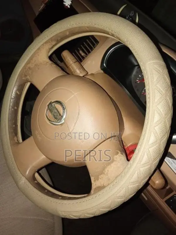 Nissan March K12