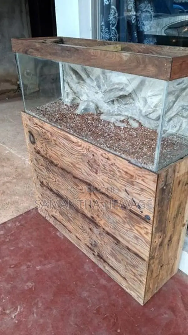 Tank with Stand Cement Decoration