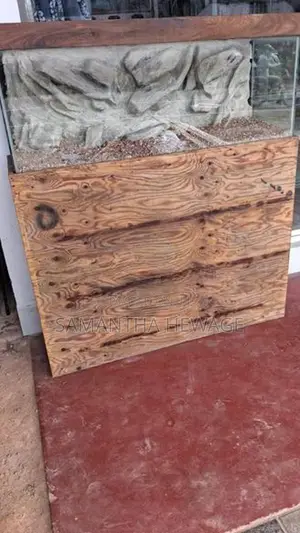 Tank with Stand Cement Decoration