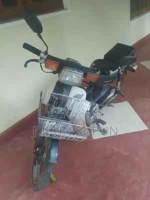 Honda Super Club 50 1999