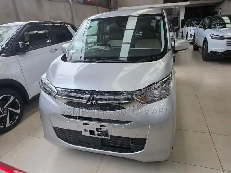 Mitsubishi eK Wagon M Grade 2025