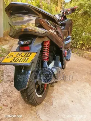 Honda PCX 150 Hybrid 2022
