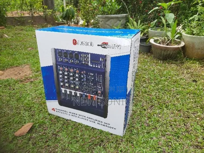 Powered Mixer 700w