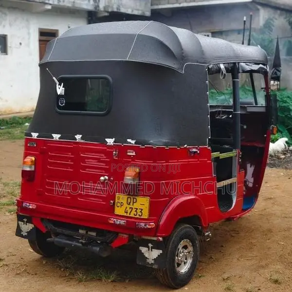 Bajaj RE 2008