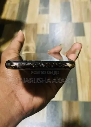 Apple iPhone XS (Used)