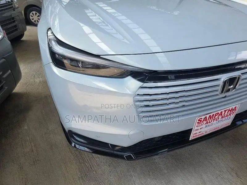 Honda Vezel Z PLAY MOON ROOF 2026