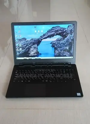 Dell i3 2.20Ghz 08th Gen 08GB/256GB Laptop