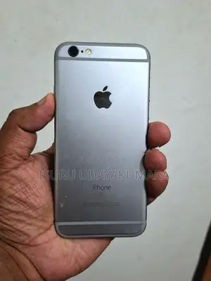 Apple iPhone 6S (Used)