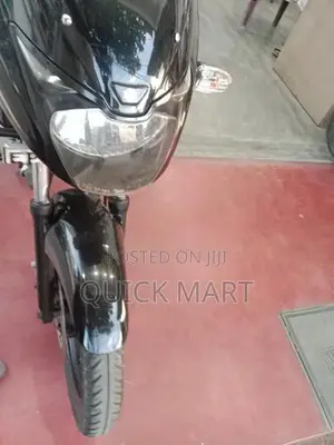 Bajaj Pulsar 150 2017