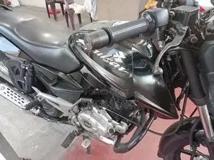 Bajaj Pulsar 150 2017