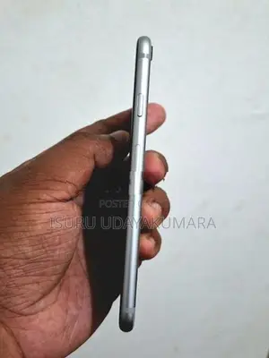 Apple iPhone 6S (Used)
