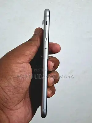 Apple iPhone 6S (Used)